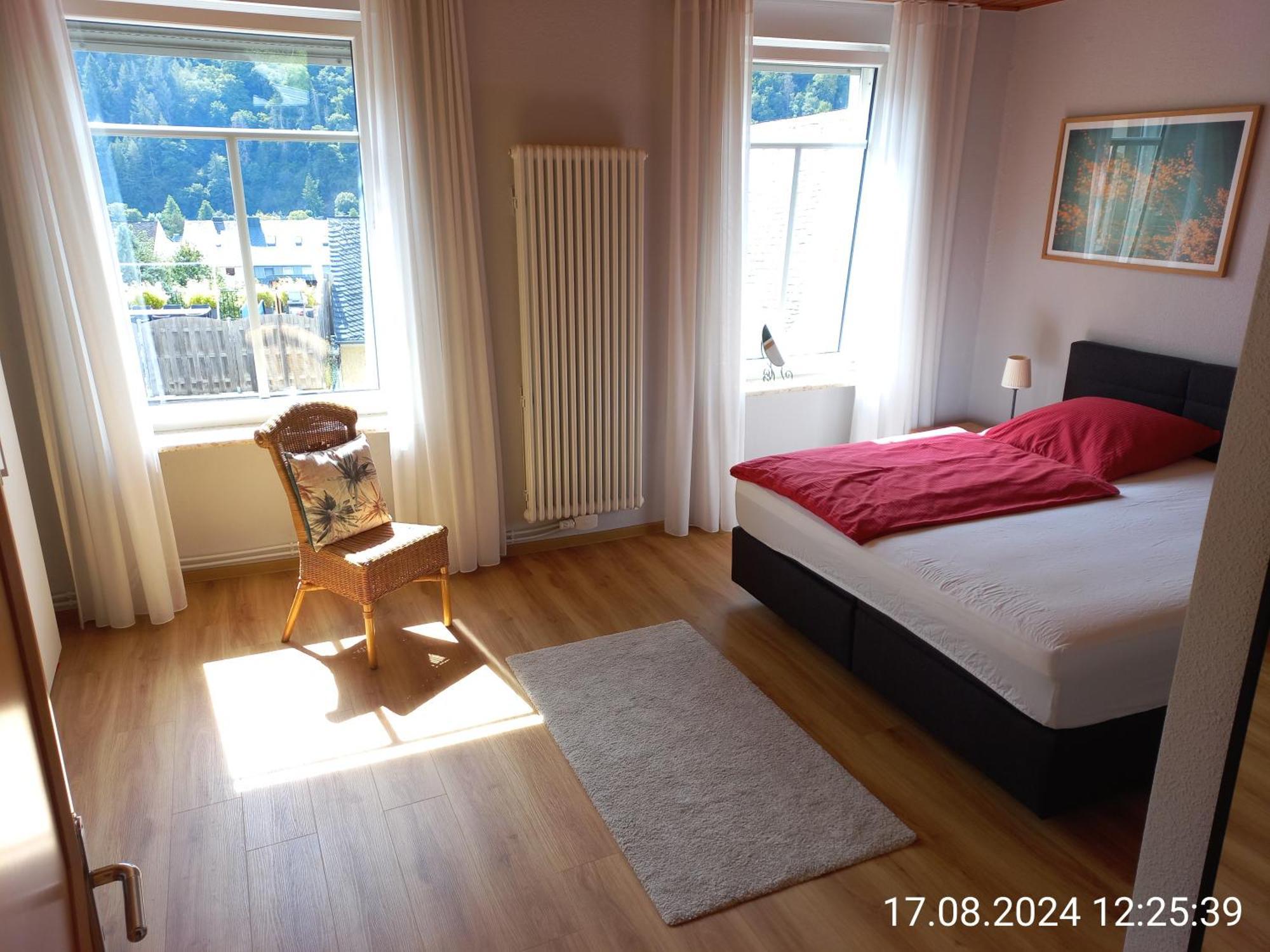 Вилла Ferien Im Winzerhaus Трабен-Трарбах Экстерьер фото